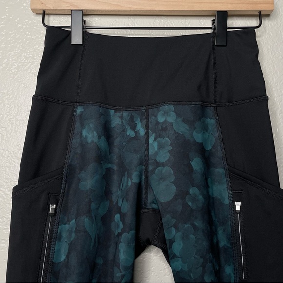 Athleta Frost High Traverse Tight Floral Leggings Black & Blue - Picture 4 of 11